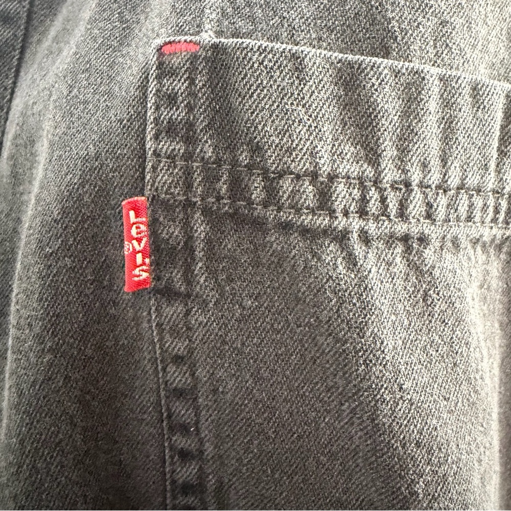 90s Vintage Levi’s Black Denim Button Down Shirt - Picture 12 of 12